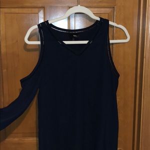 Cut off shoulder navy top